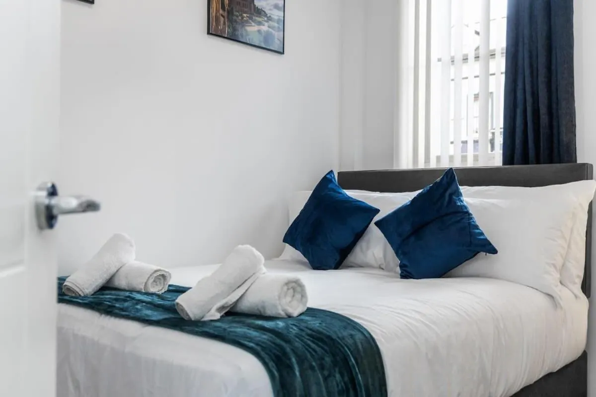 Modern 2 Bedroom Apartment In Belfast East Village Birleşik Krallık