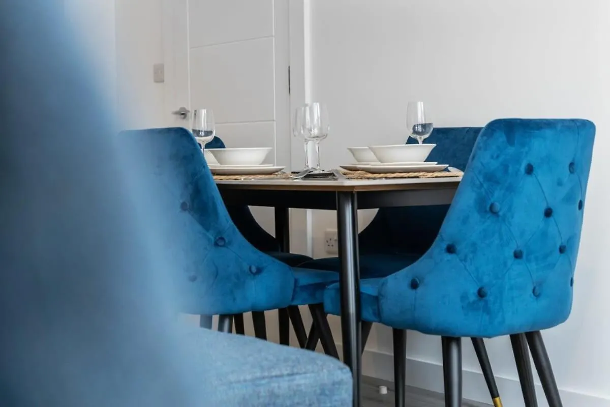 Modern 2 Bedroom Apartment In Belfast East Village Birleşik Krallık