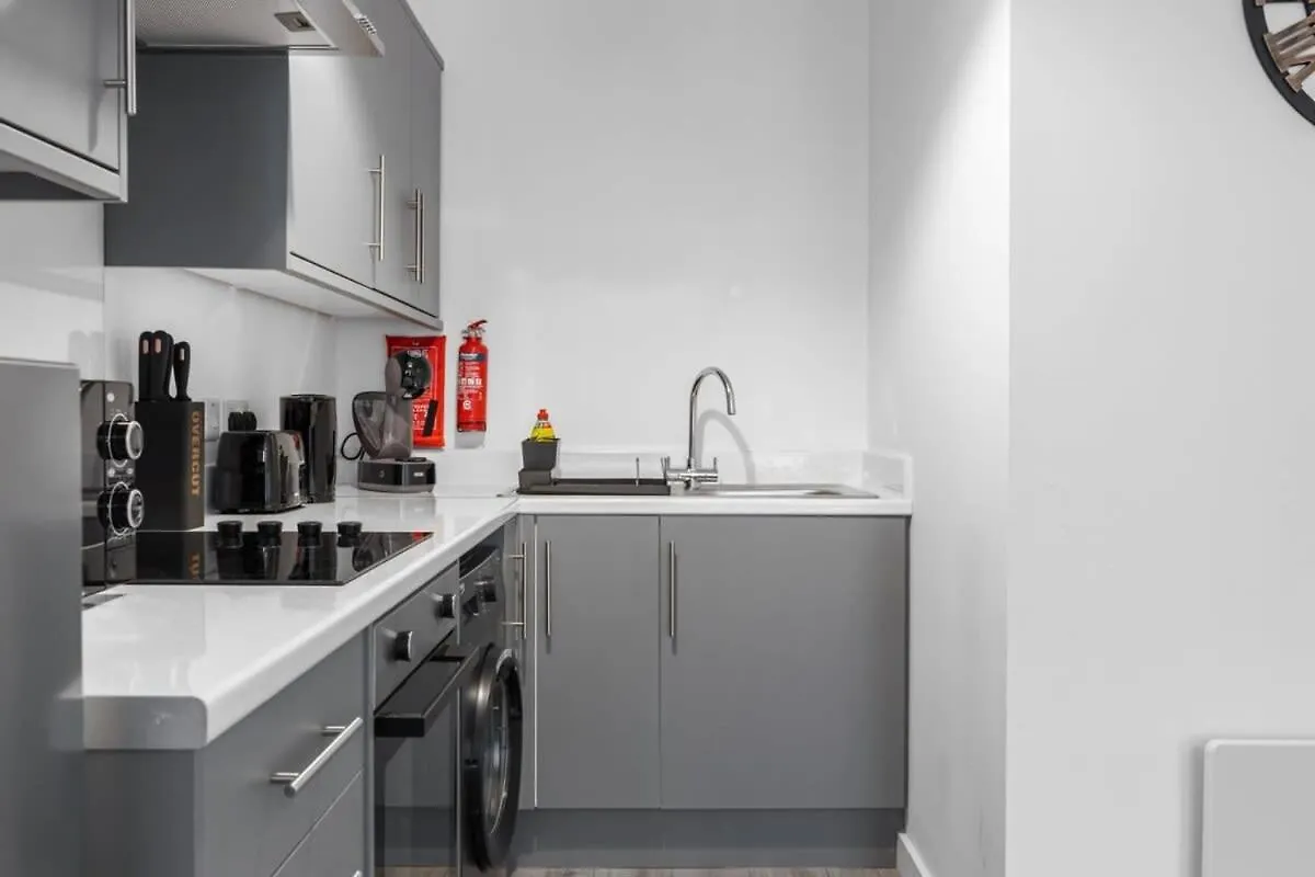 Modern 2 Bedroom Apartment In Belfast East Village 0*,